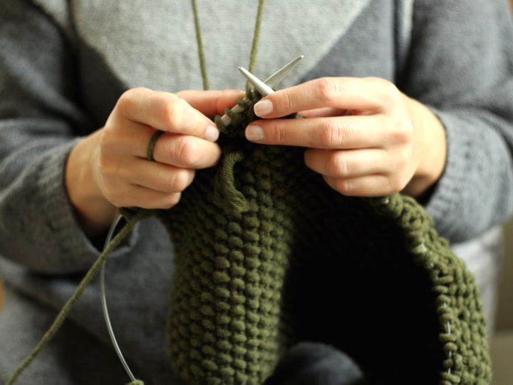 Is Crochet Or Knitting Easier