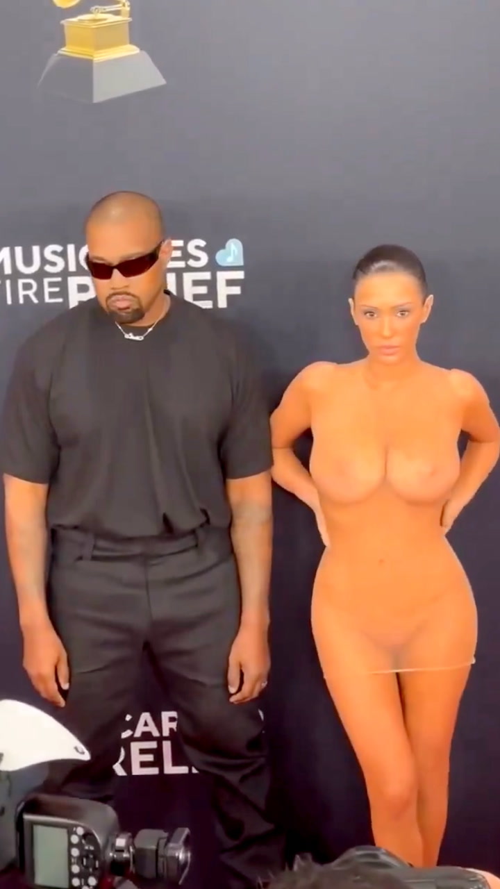 Kanye West og kona Bianca Censori skaper overskrifter 