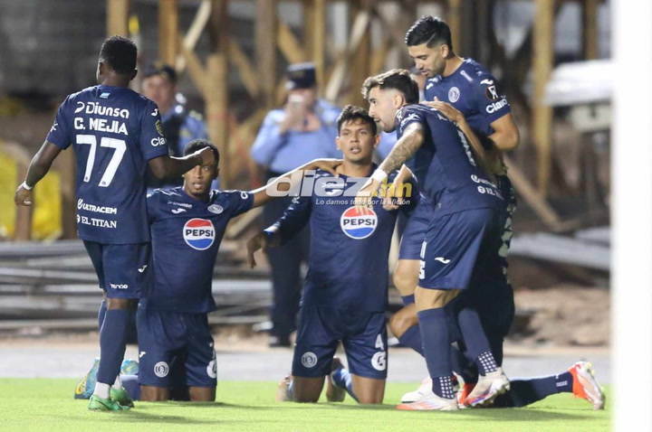 Motagua en el Estadio César Antonio Martínez durante el partido contra Marathón